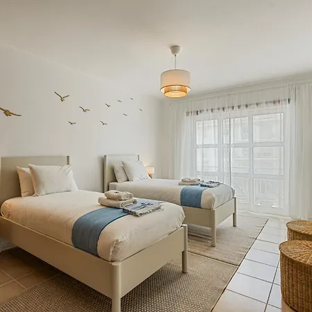 128 - Baleal South Surf Appartement *